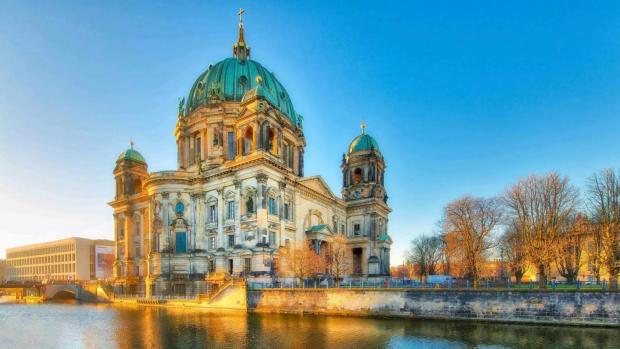 “PAX” Privatumzug Transport in Berlin und Umgebung