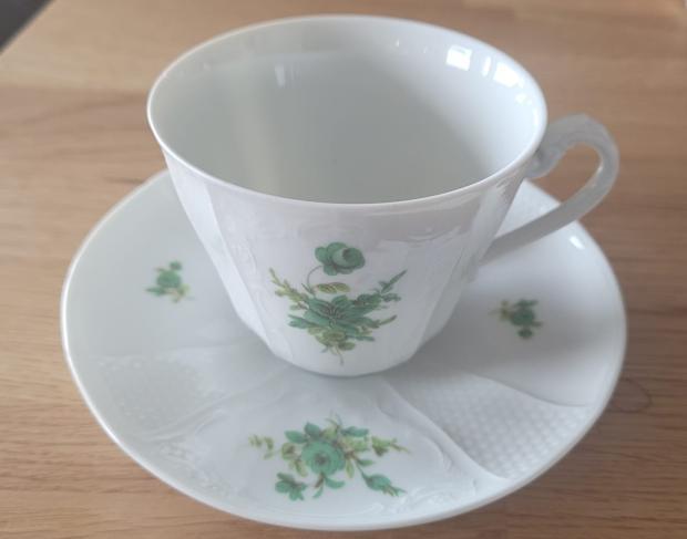 Aus alt mach neu - Blümchen Teeset