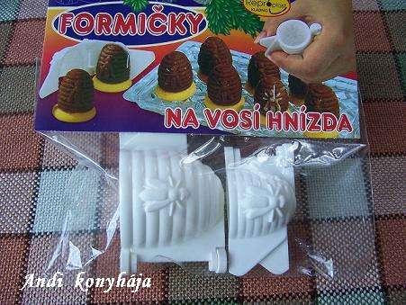 Wo kann man "Méhkas Süti"-Formen kaufen?