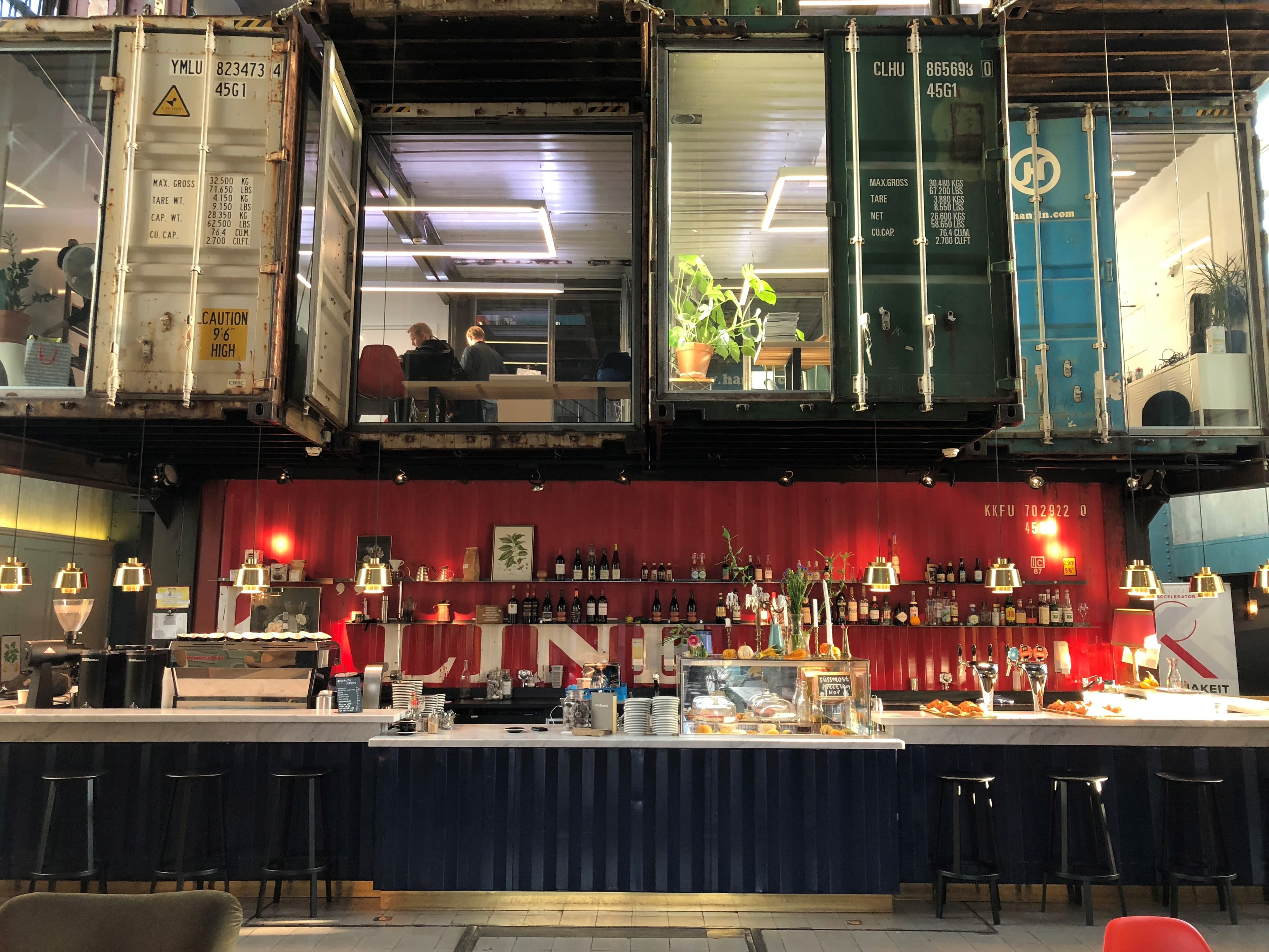 Arbeiten in Fabrikambiente