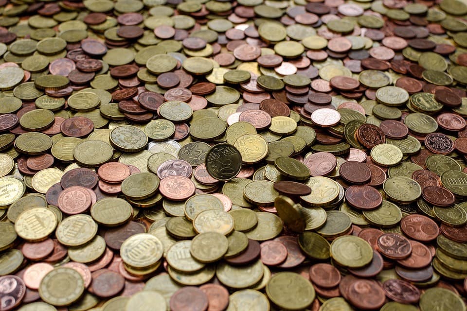 Crowdfunding: Better together