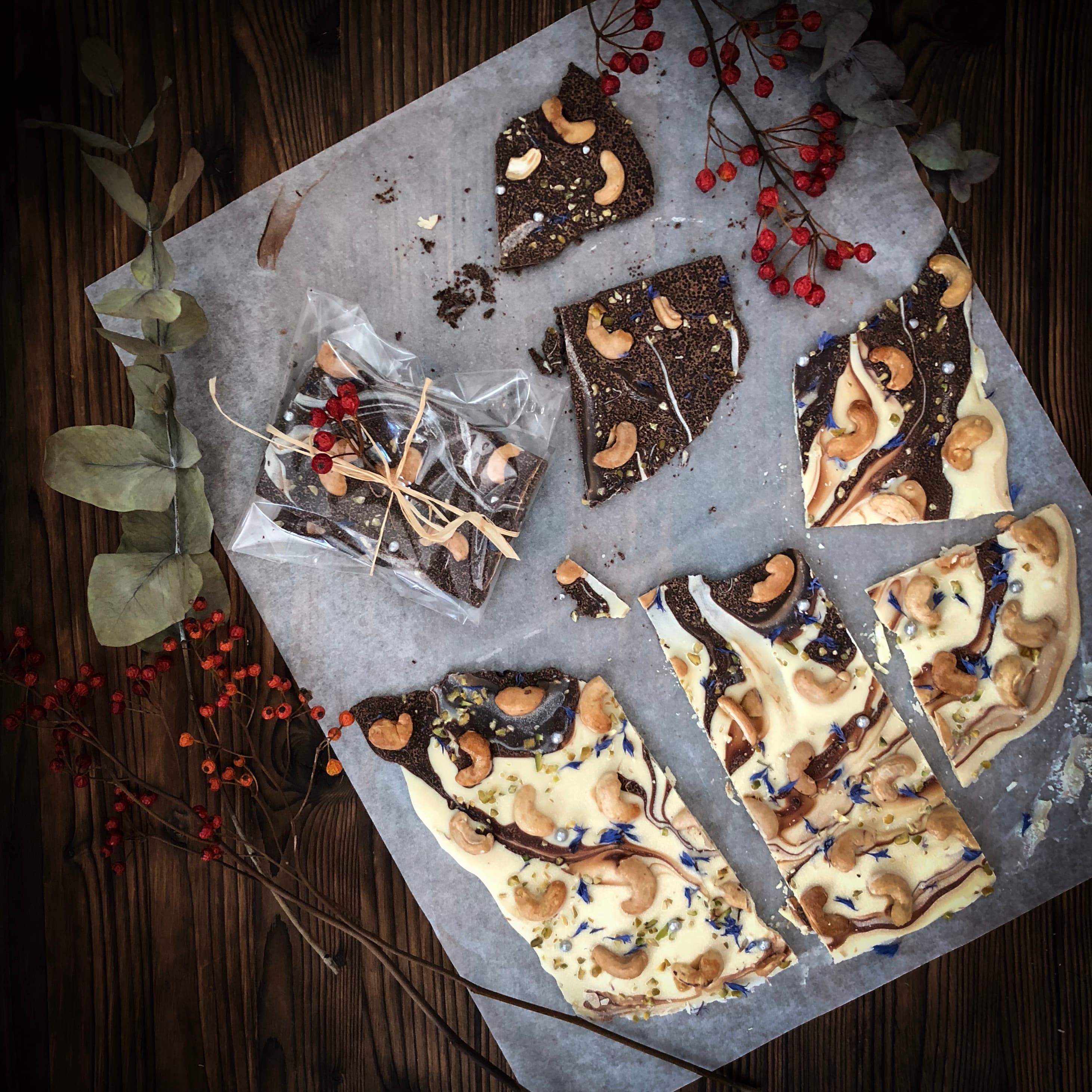 GESCHENKE AUS DER KÜCHE: SELBSTGEMACHTE SCHOKOLADENTAFELN