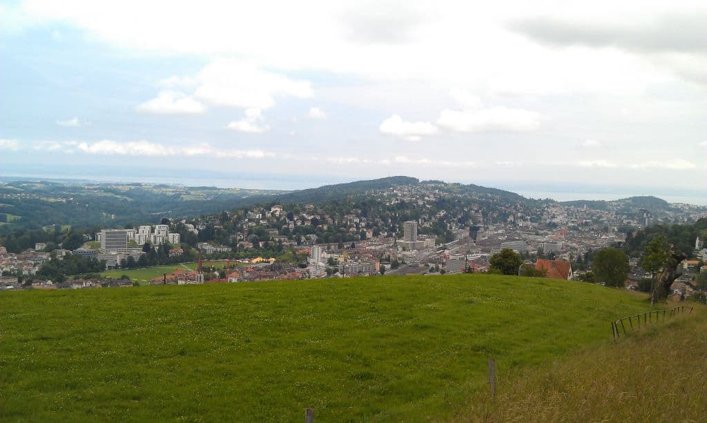 St. Georgen - Solitüde - Haggen: Herrschaftliche Häuser und Aussicht über die Stadt