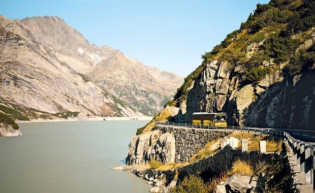 No Car And Don't Like To Sweat? Let The Bus Take The Strain.