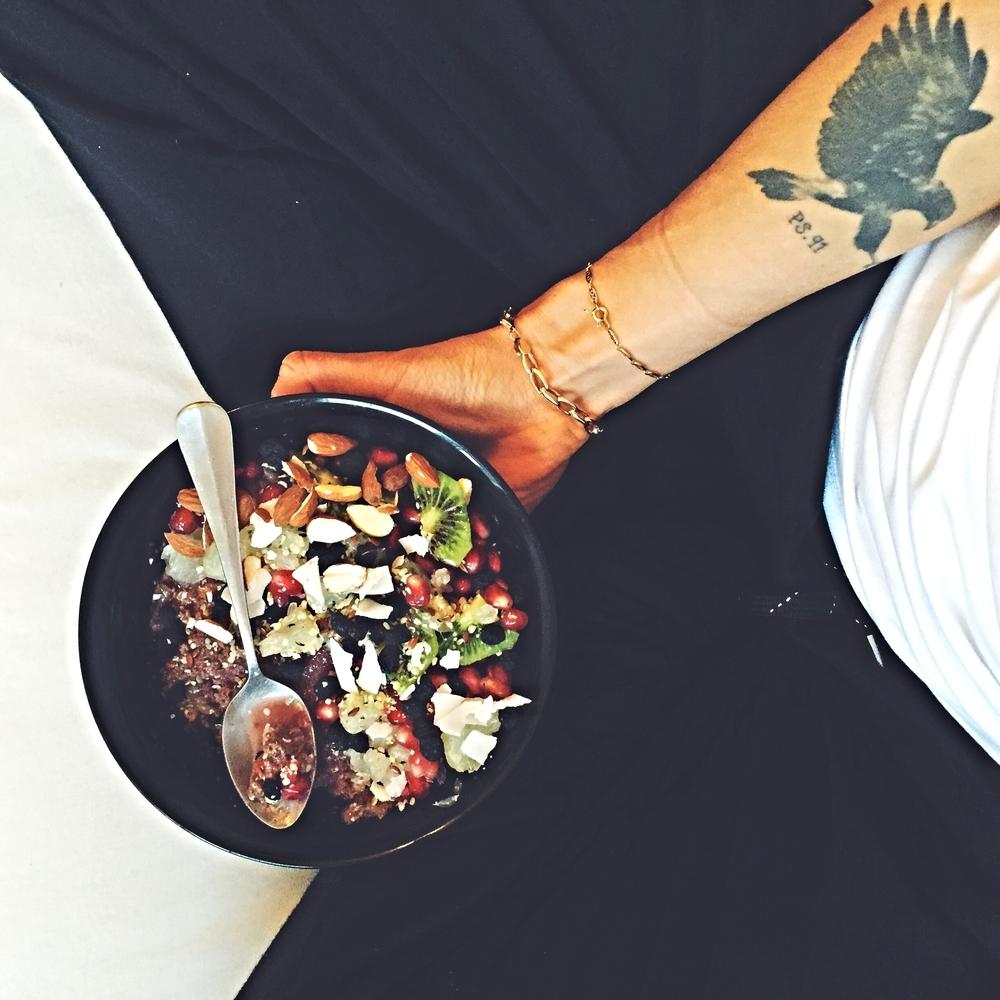 Acai Kale smoothie bowl: starte frisch ins neue Jahr!