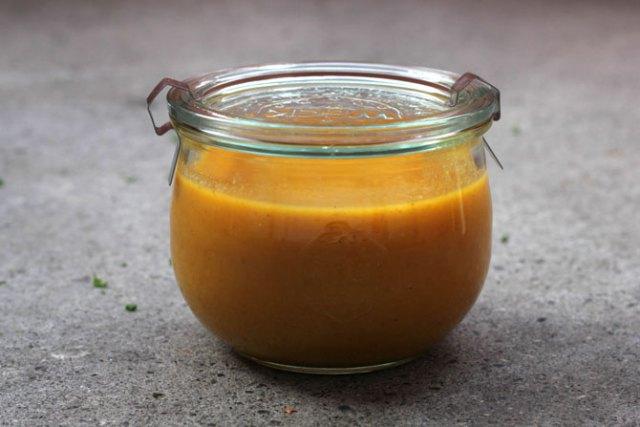 Karotten-Orangensuppe mit Kardamom