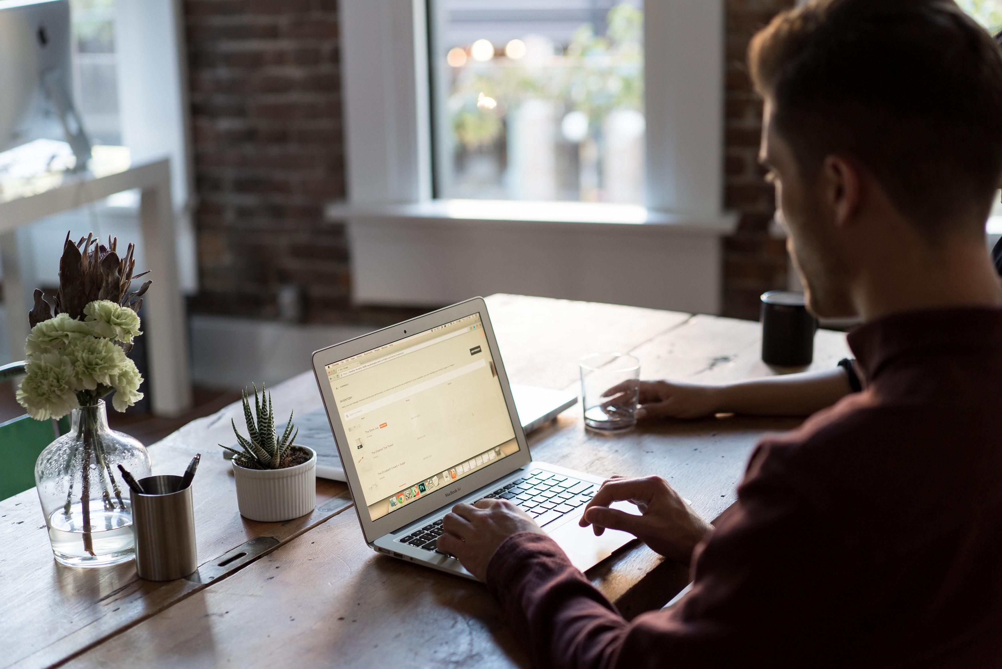 Online Dating - ein Blick hinter die Kulissen: Jungs...so wird das leider nichts!