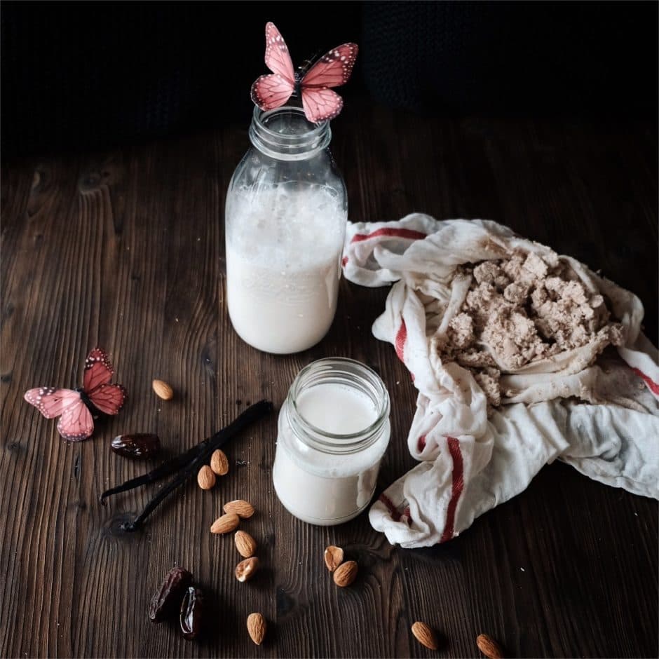 SELBSTGEMACHTE GEWÜRZ-MANDELMILCH
