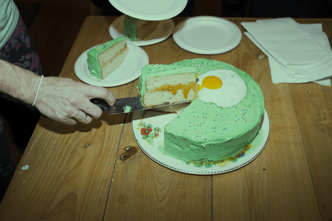 Hipsterolymp im Miniformat: PUT A EGG ON IT
