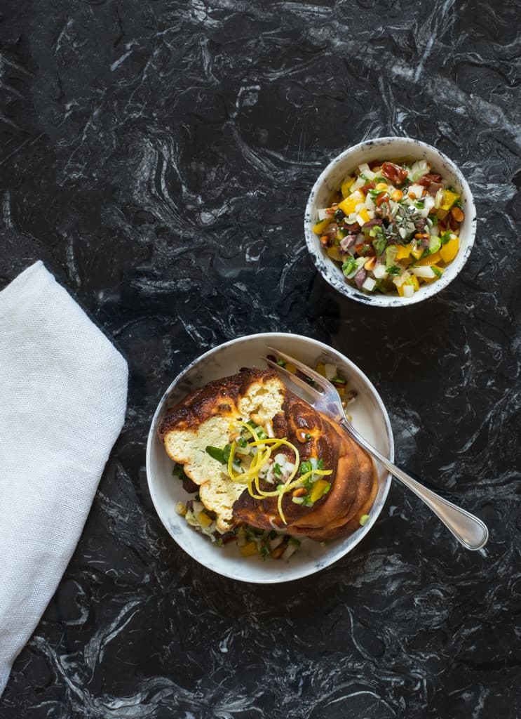 Gebackener Zitronenricotta mit Kräuter-Vinaigrette