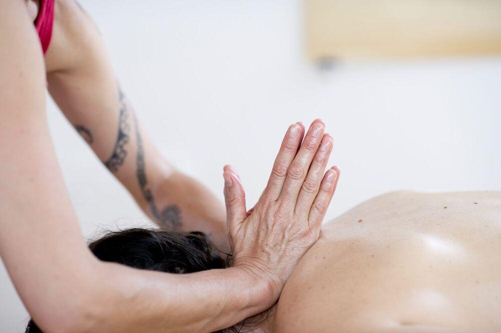 Lomilomi Massage Einführung 
4. bis 7. September 2024 - 1
