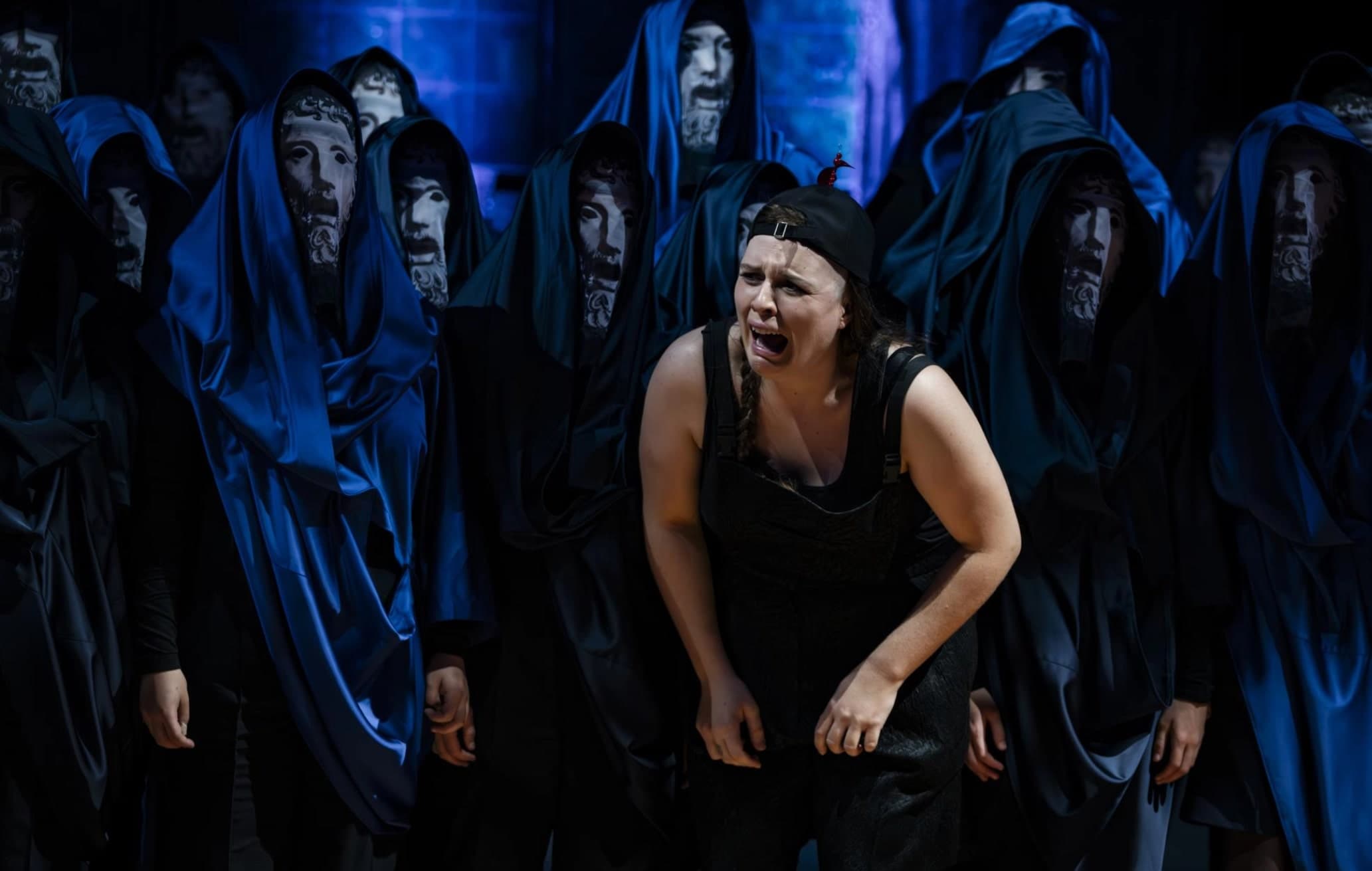 Noch 5x Antigone
