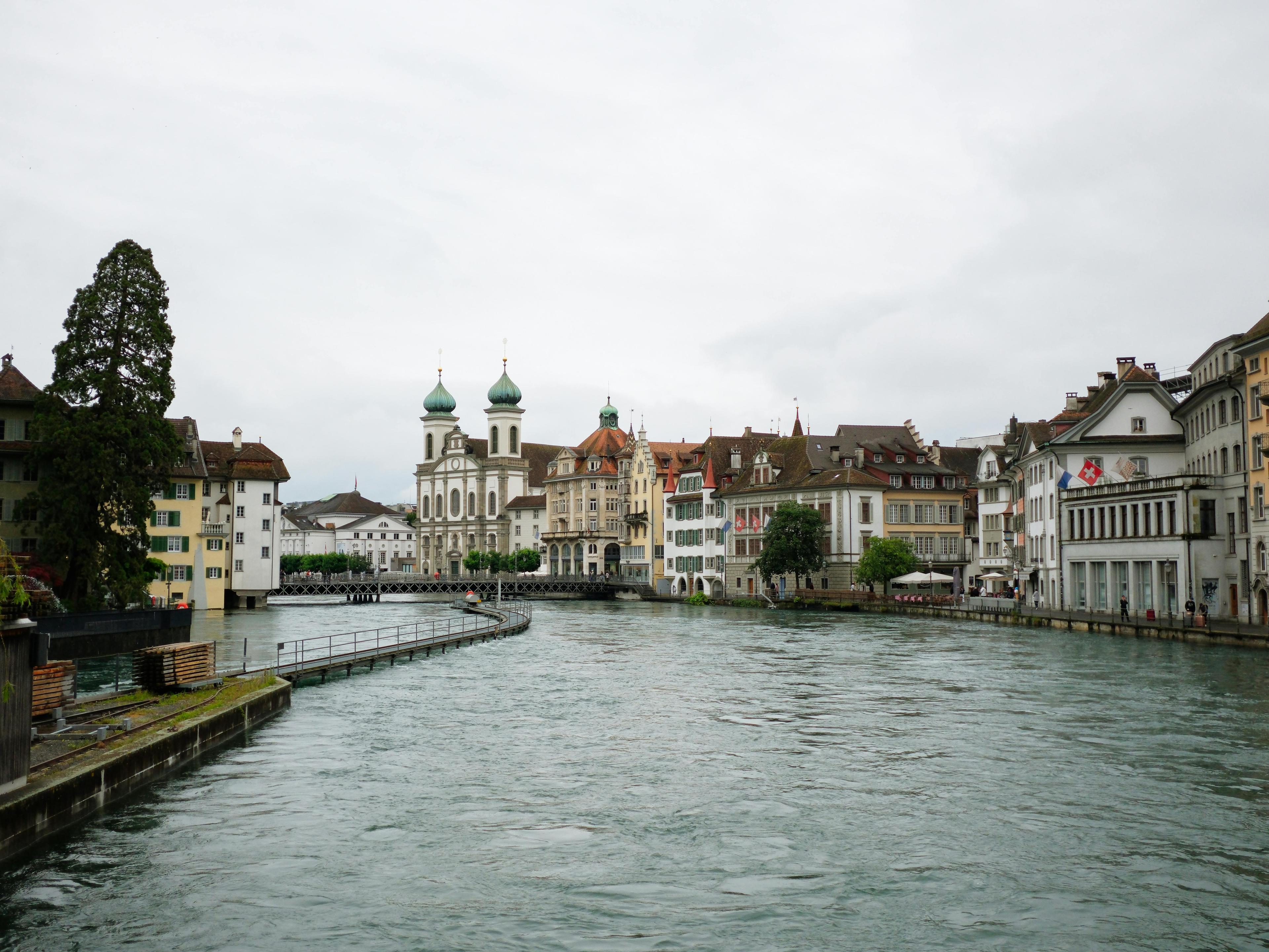 Januarlochkalender: CityCityCityCity