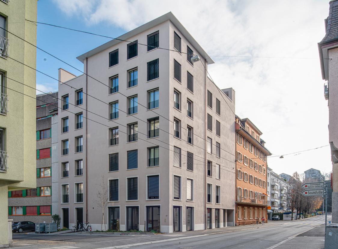 Helles Eckbüro im EG Kellerstrasse 25 - 2