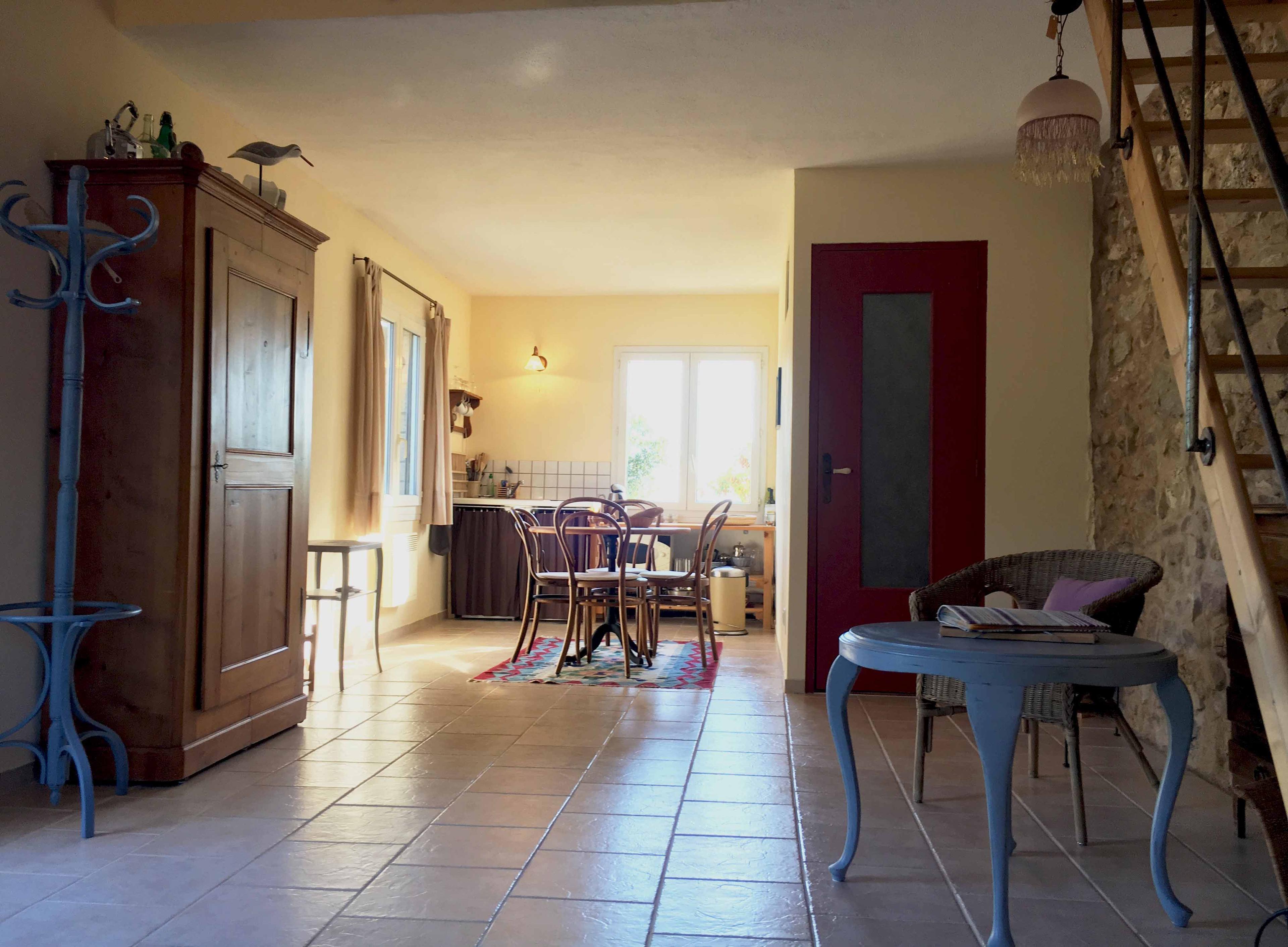 Charmante Ferienwohnung mit privatem Schwimmteich in der Provence - 3