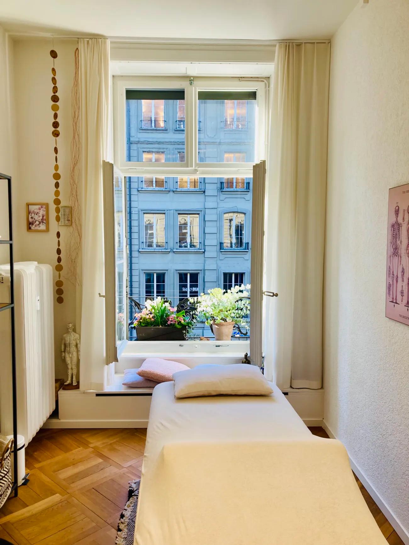 Praxisraum zur Untermiete beim Bhf Bern MO/MI/SA - 1