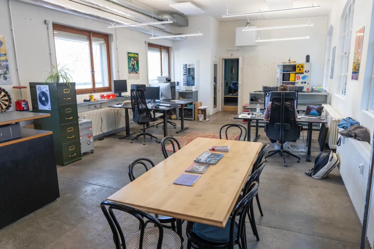 Zwei Arbeitsplätze auf dem Ryff-Areal zu vergeben | 3007 Bern | Audio/Film/Freelance/Kultur - 2