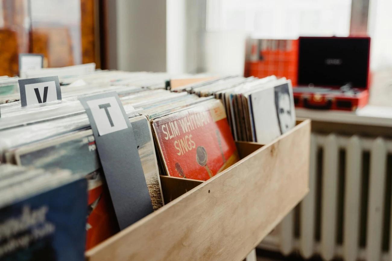 The Vinyl Curtain: The Volkshaus Hosts A Record Sale