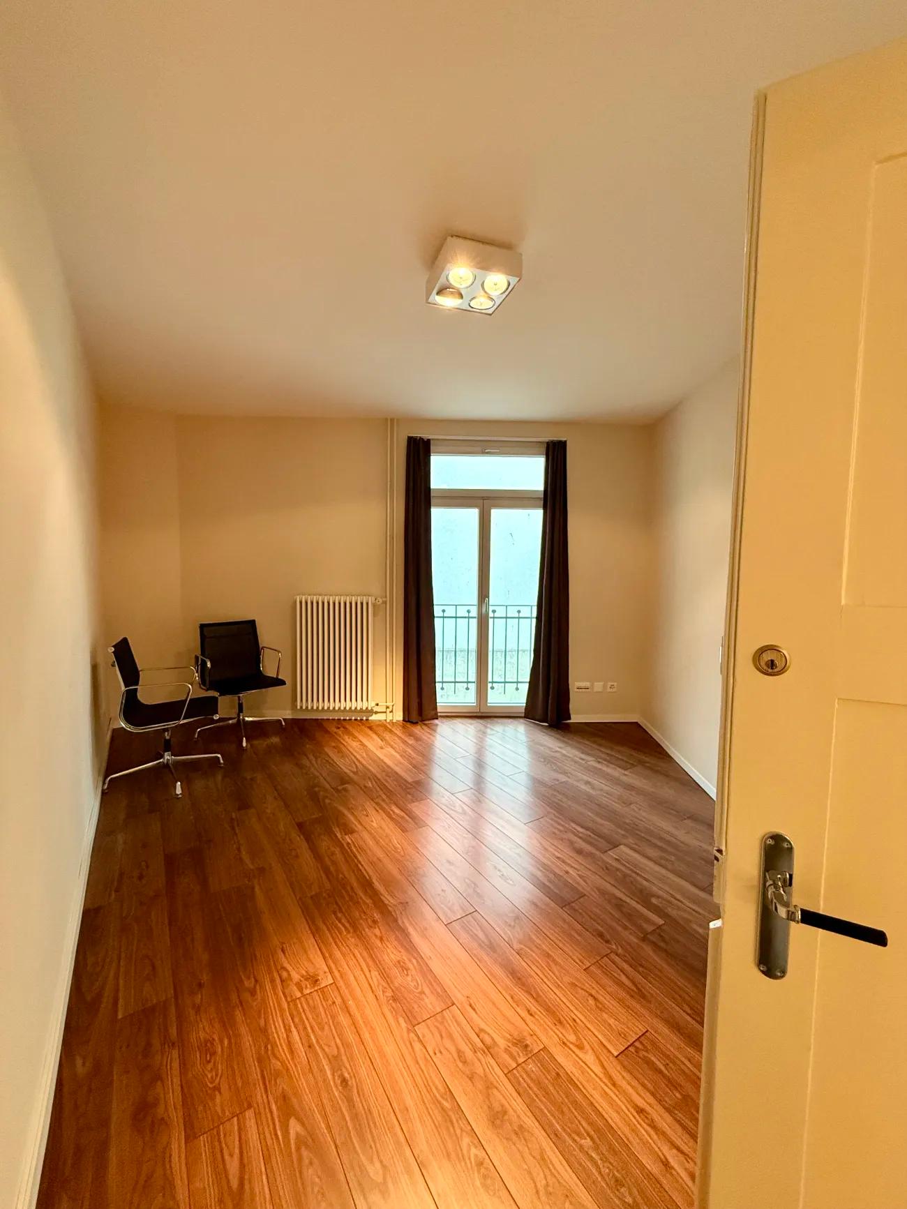 Büro in Zürich (Kreis 8/Forchstrasse) zu vermieten - 3