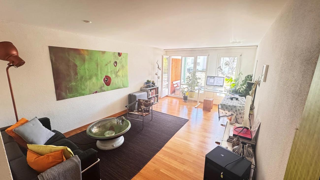 Helle 3-Zimmer-Wohnung (83 m²) mit grossem Balkon im Kreis 3 - 1