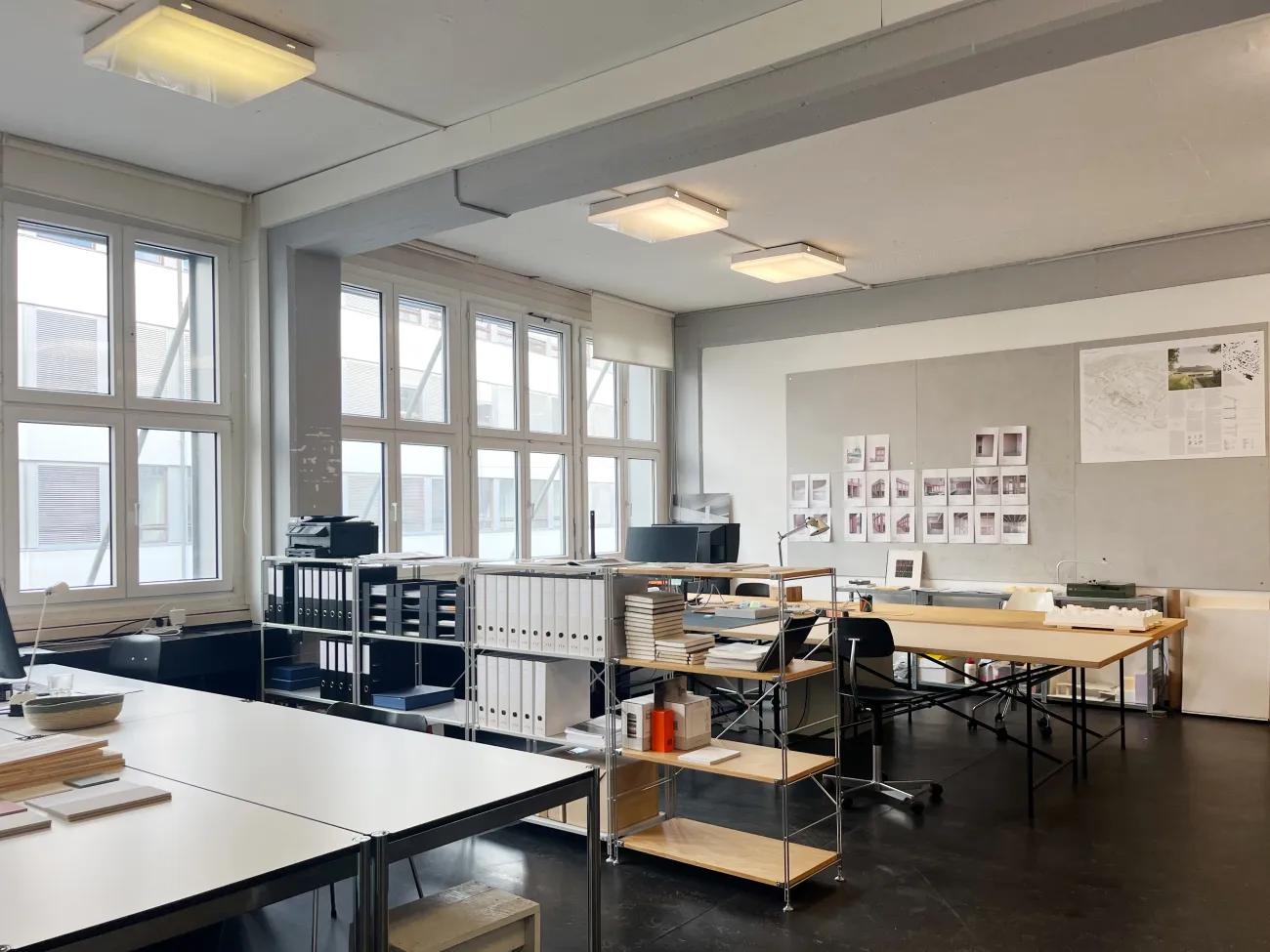 Arbeitsplatz in Gemeinschaftsatelier - 1