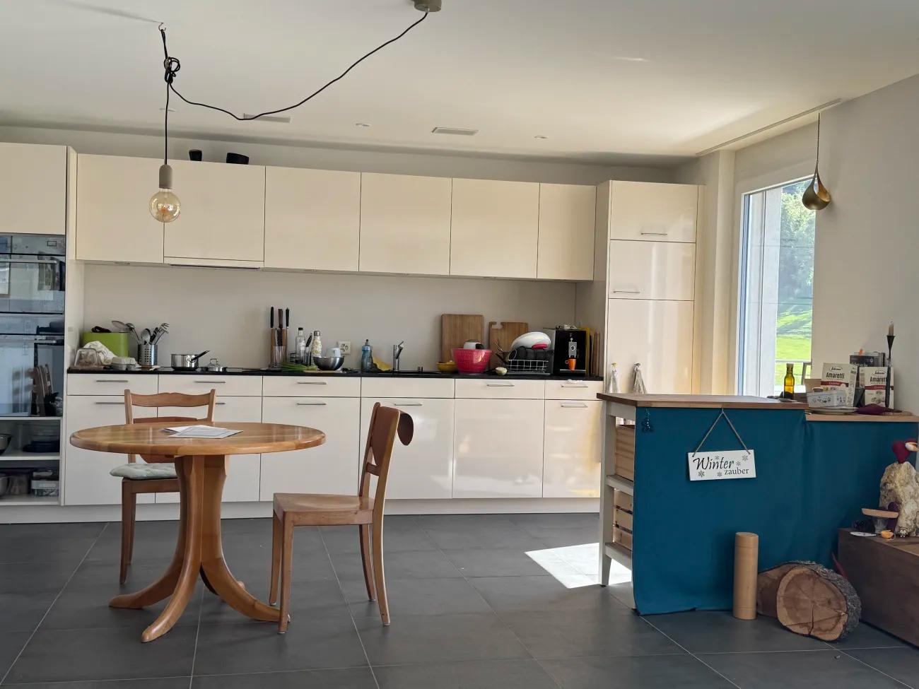 grosse 1.5-Zimmer-Wohnung mit Terrasse auf dem Land neben Wil - 2