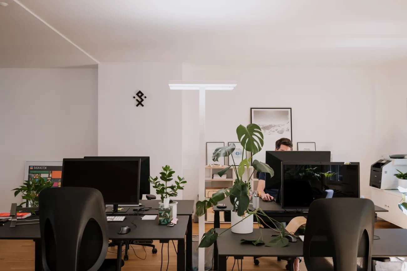Abeitsplätze in Digitalagentur Office im Zentrum von Bern - 2