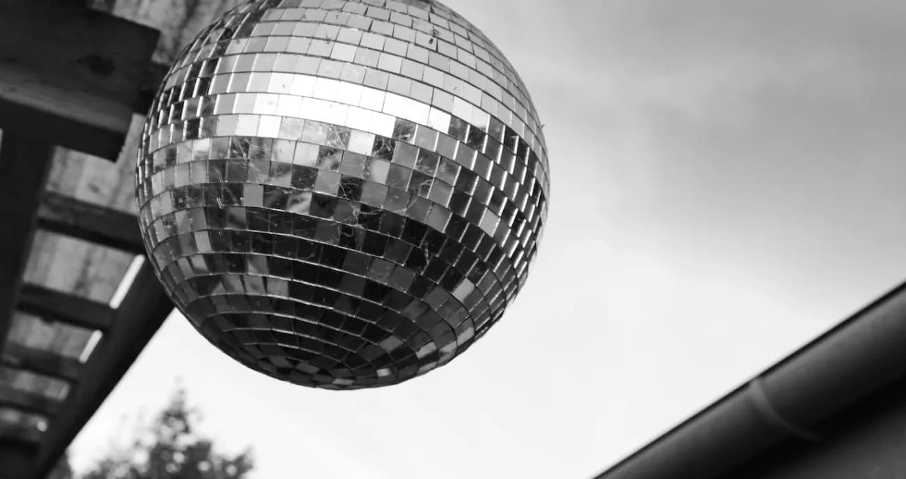 Rave in den Sommer