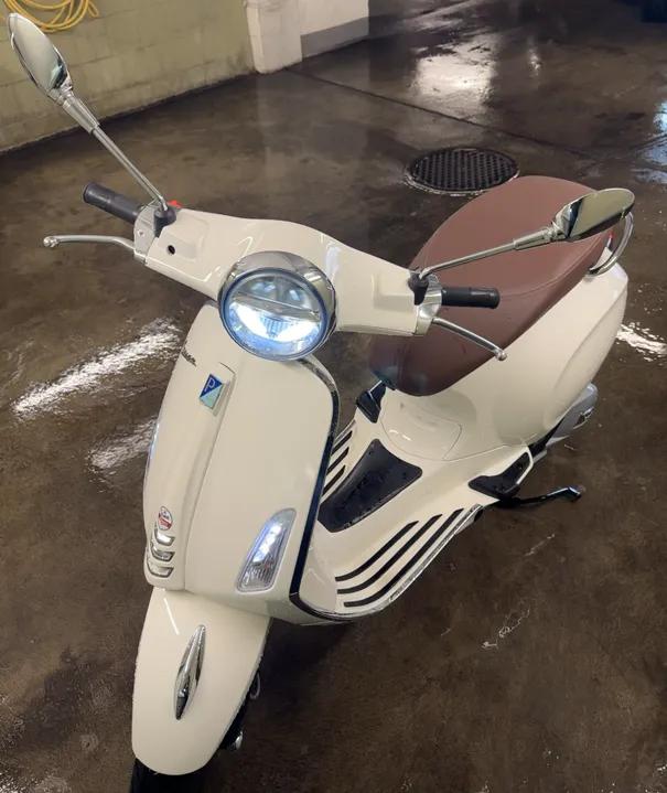 🛵 Vespa Primavera 125 weiss - top Zustand, wenig Kilometer - 2