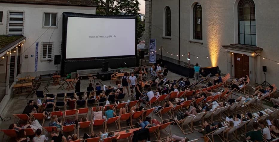 Start: Sofaopenairkino