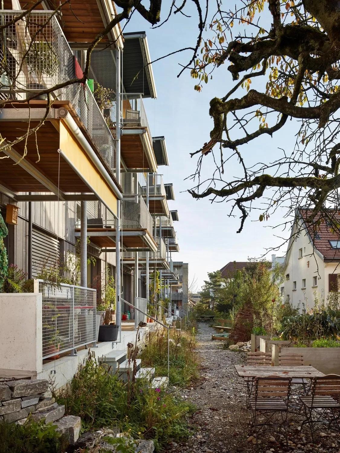 Helle 3.5-Zimmer-Wohnung mit Minergie in Biel - 1