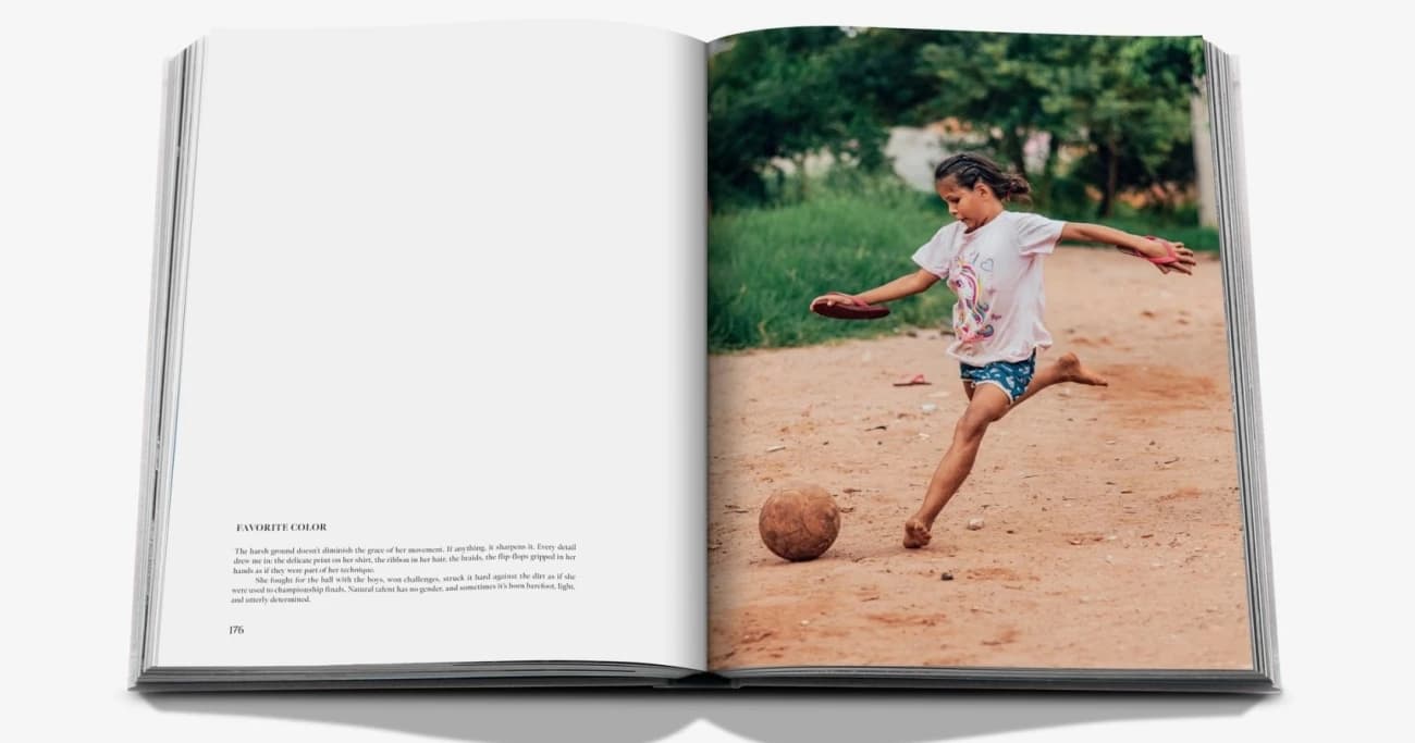 Ron liest: «Football Roots: The Spirit of the Game»