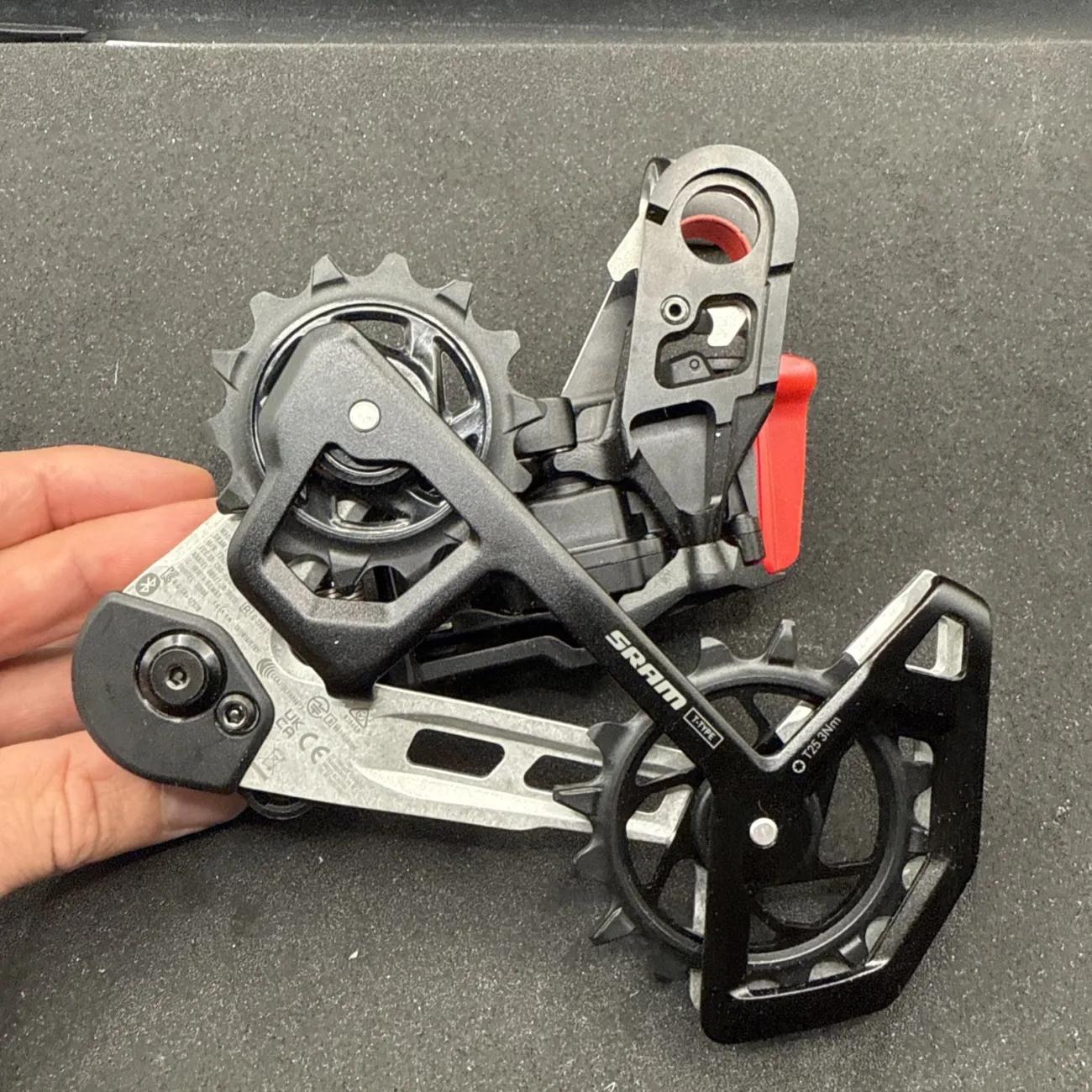 SRAM Eagle XX T-Type 12-fach AXS Schaltwerk ohne Batterie (NW) - 1