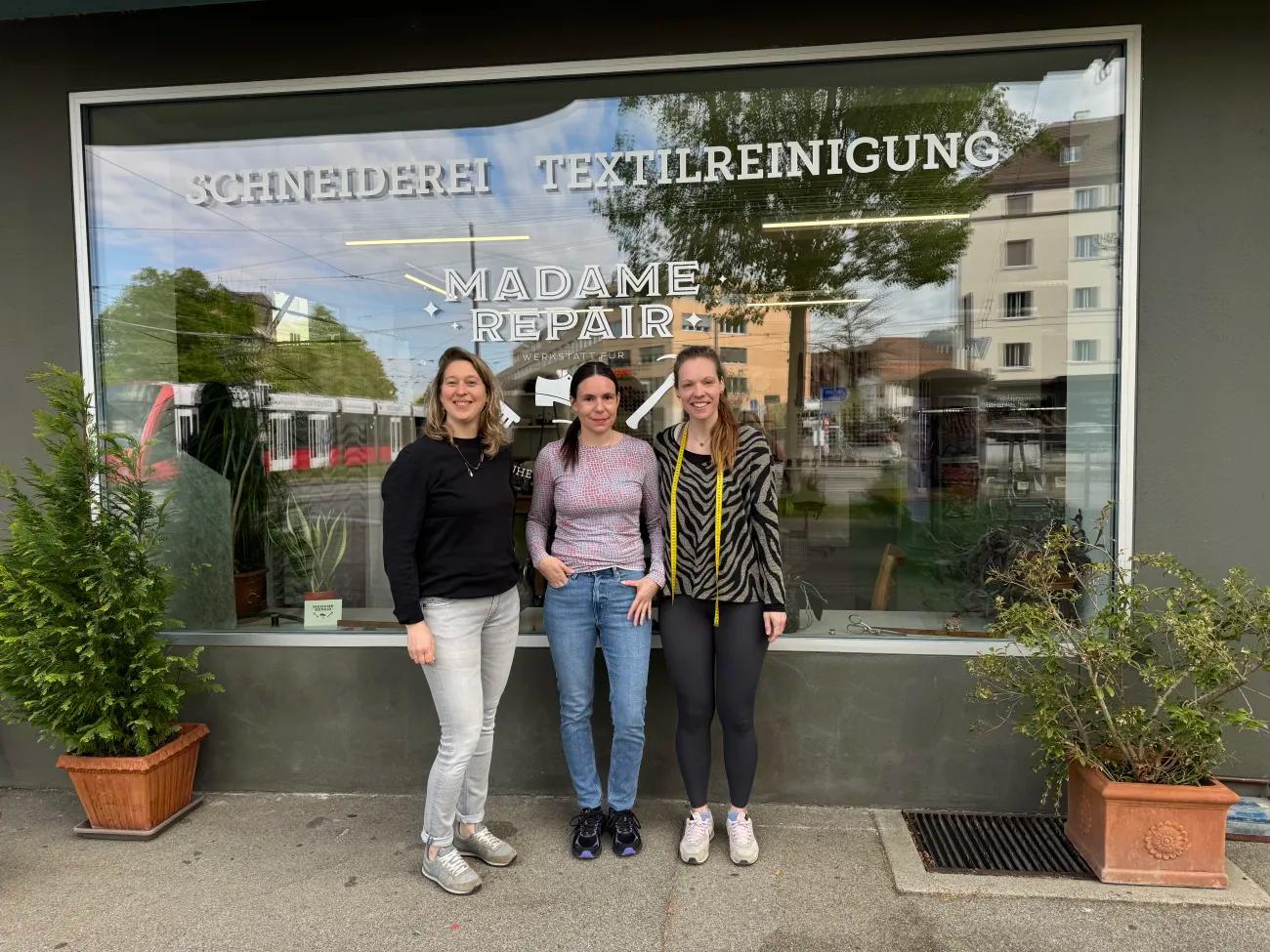 Bekleidungsgestalter*in in Änderungsschneiderei 60% - 1