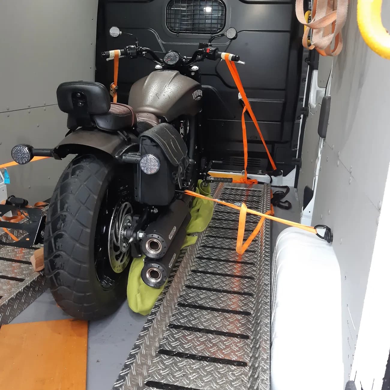 Ihr Partner für Motorrad -Transporte & Mehr... ( Ganze CH ) - 3