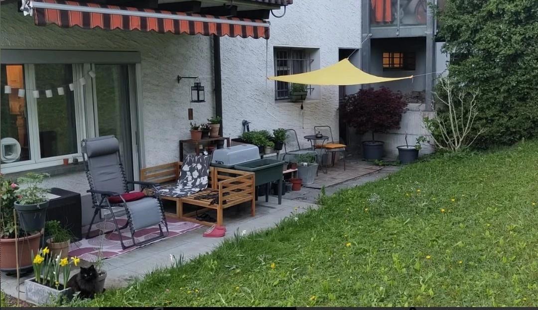 2- Zimmer Wohnung zur Untermiete im Juli - 2