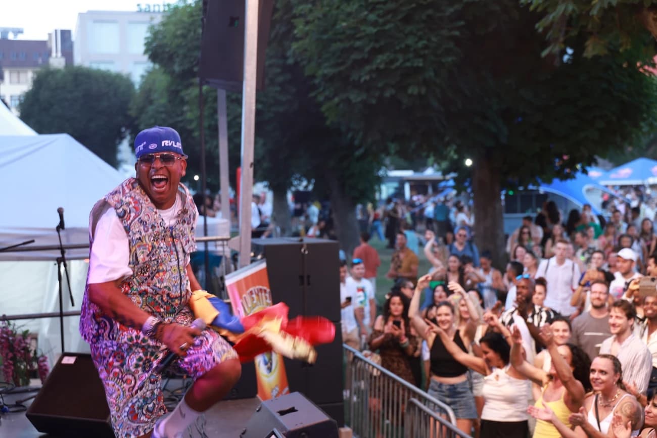 Zurich Hots Up with Caliente