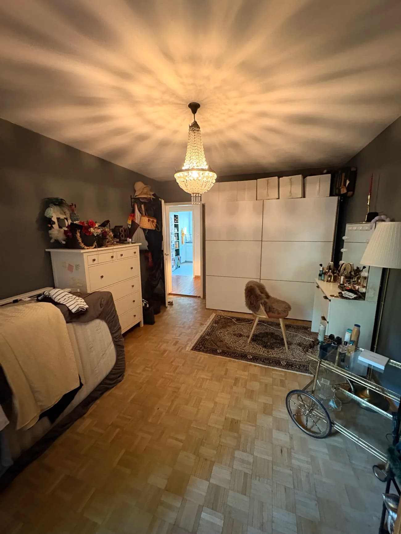 Schöne Wohnung im Kreis 4 für 3 Monate (September - Dezember) - 2