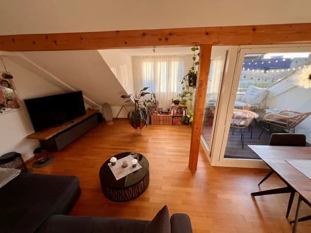 2.5 ZI-Dachwohnung in Zürich - Kreis 3 | möbliert & befristet | Oktober 2026 bis April 2027 - 2