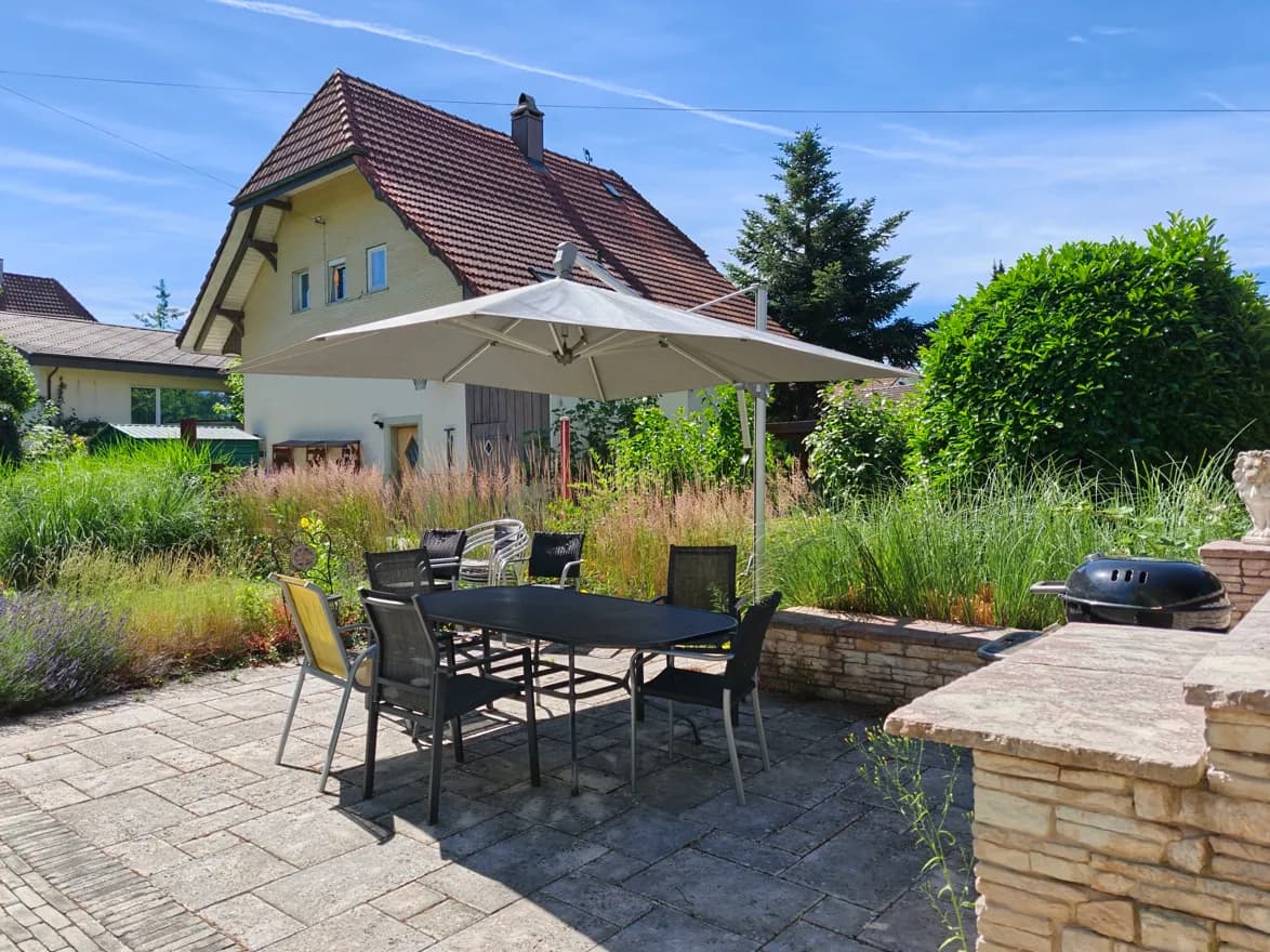 Traumhafte, möblierte 3.5-Zimmer-Wohnung in Lyss mit riesigem Garten (April – September 2027) - 3
