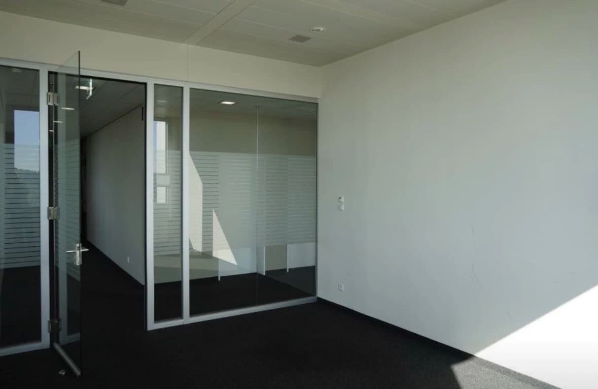 Büro im 25. OG mit Blick über Winterthur - 3