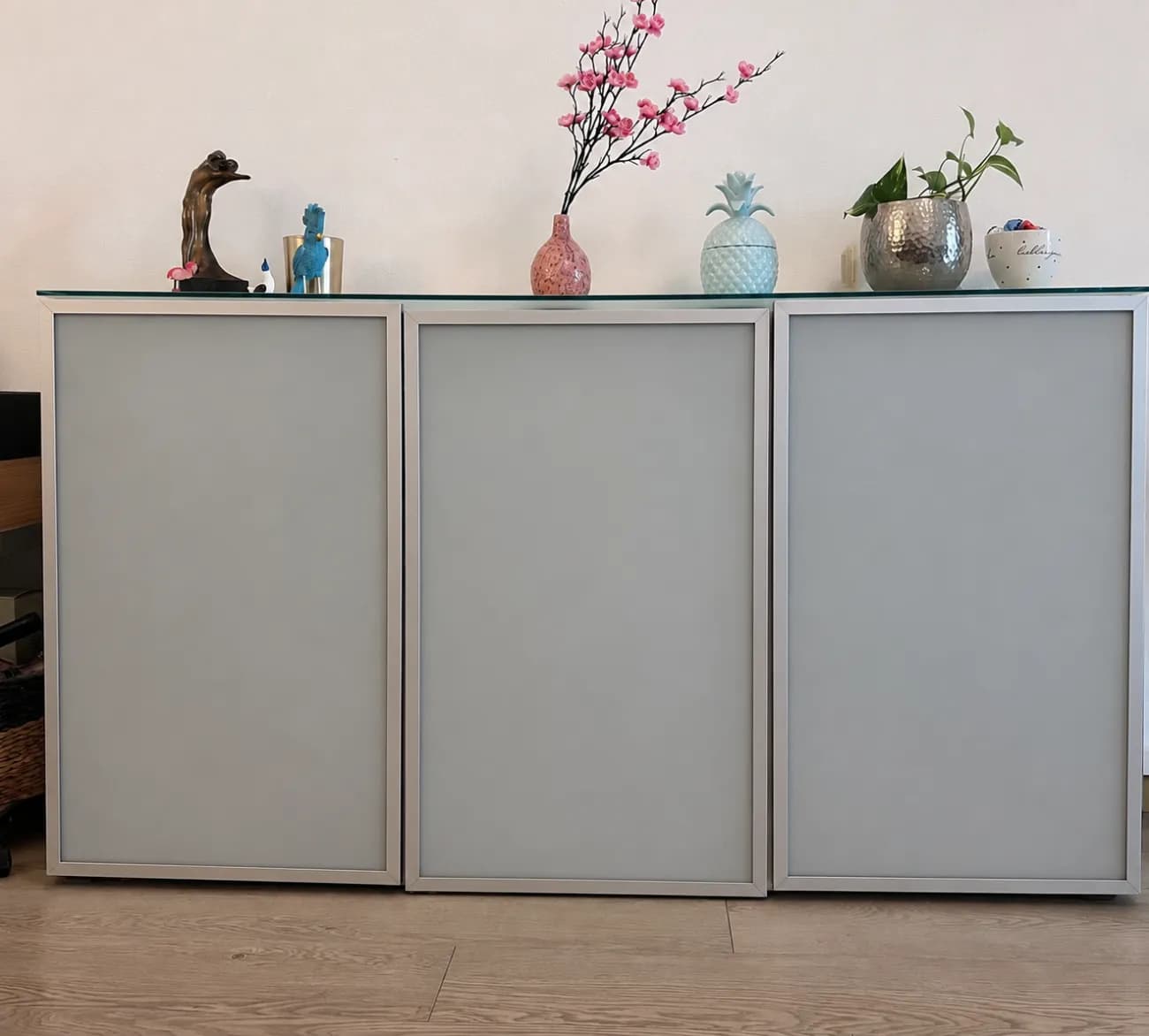 Sideboard Milchglas - 2