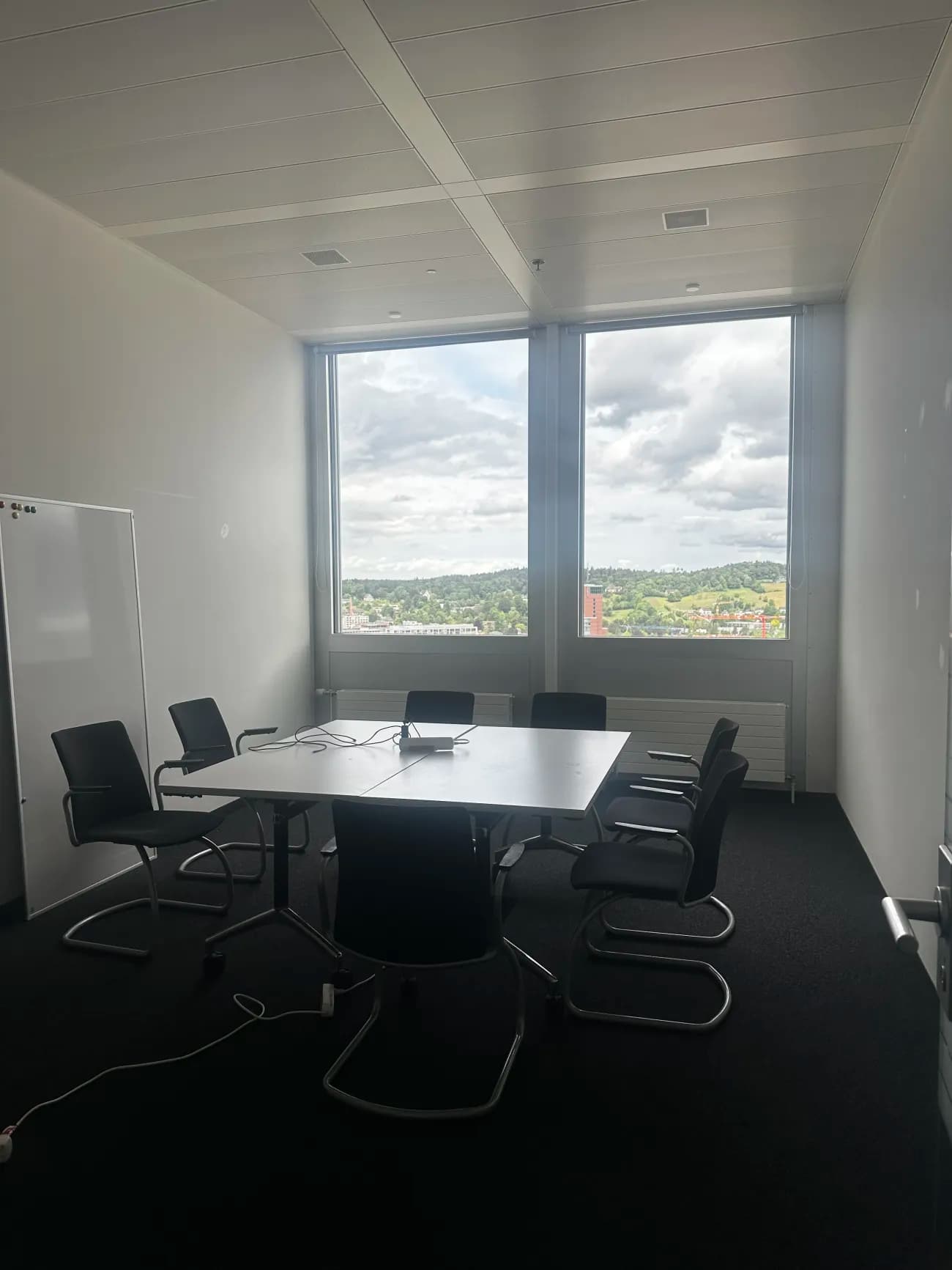 Büro im 25. OG mit Blick über Winterthur - 1