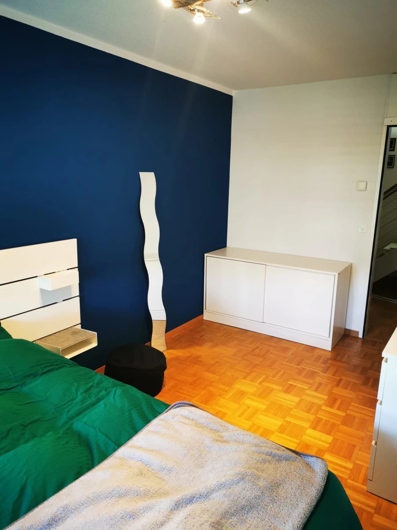 Helles, möbliertes Zimmer zur befristeten Miete in zentraler & ruhiger 3er-WG - 2