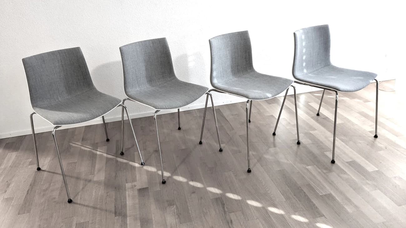 ARPER Catifa 46 - 4 Stühle - cooles Design made in Italy. - 1