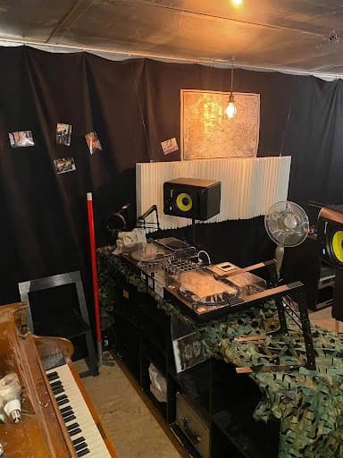 Nachmieter für voll ausgebautes Musikstudio in Winterthur-Töss gesucht - 3
