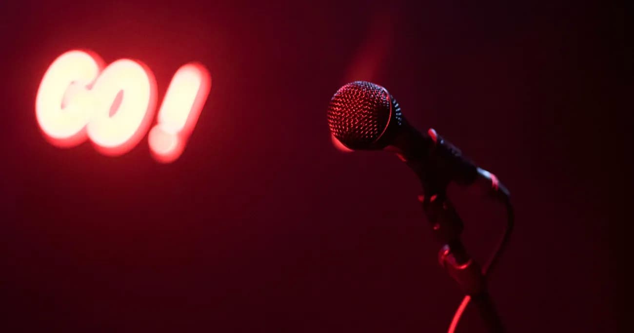 Für mehr Main Character Energy: Karaoke Night im Gleis