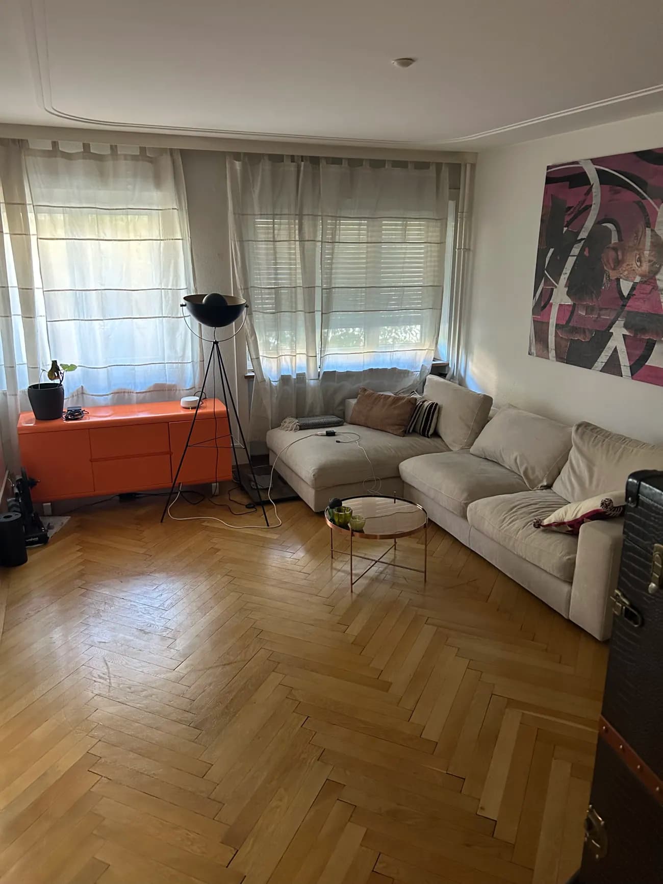 Möbliertes 18m² Zimmer im Kreis 2 / Nähe Bahnhof Enge – Zwischenmiete - 3