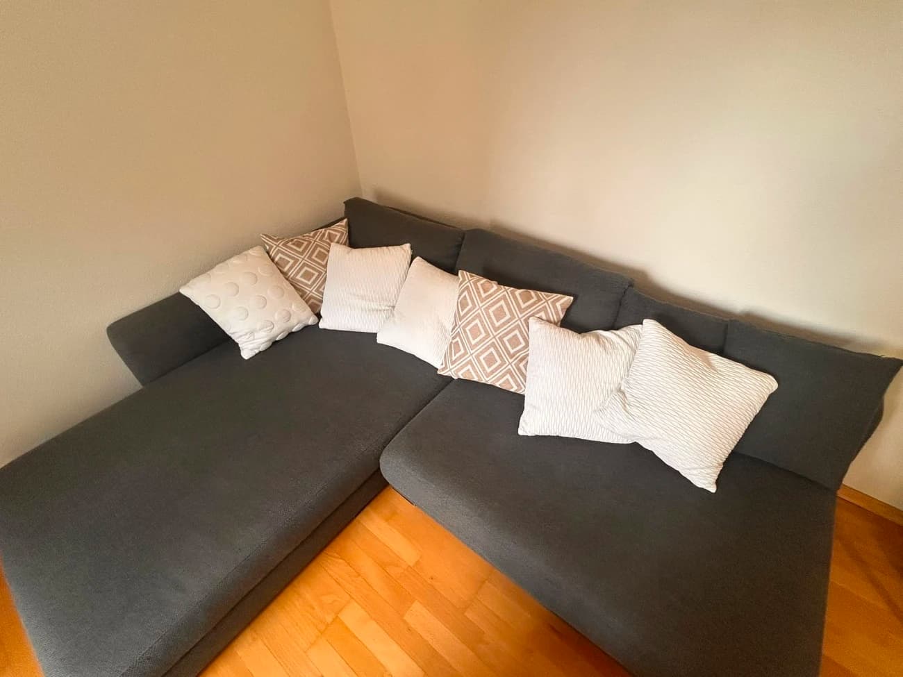 Sofa dunkelgrau, gut gepflegt - 1