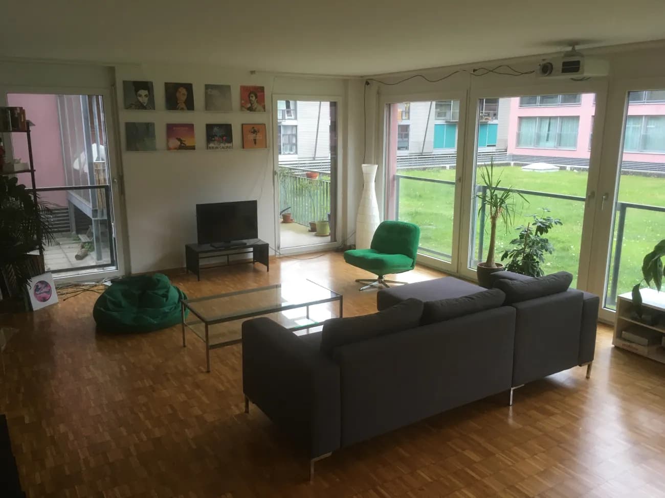 WG-Zimmer beim Schiffbau ab 01.10.2026 oder nach Vereinbarung früher - 1
